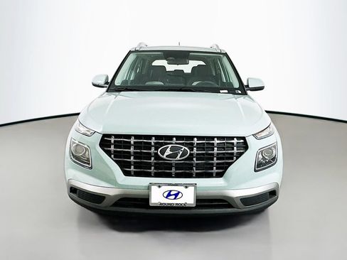 New 2026 Hyundai Venue SEL FWD image 2