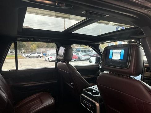 Certified 2022 Ford Expedition Max Limited image 26