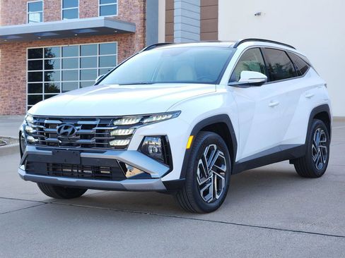 New 2026 Hyundai Tucson Limited AWD/4WD image 2