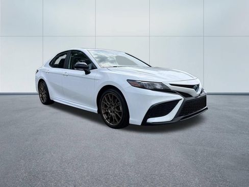 Certified 2024 Toyota Camry SE FWD image 4