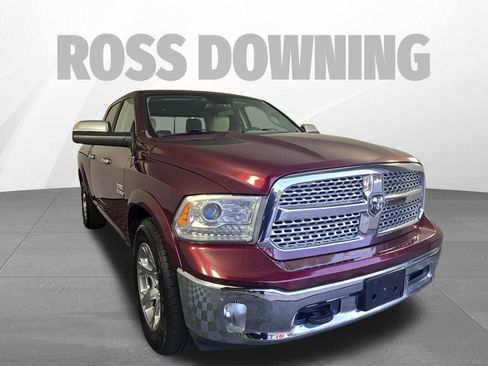 Used 2018 RAM 1500 Laramie w/ Convenience Group AWD/4WD image 3