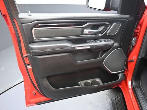 Used 2022 RAM 1500 Laramie AWD/4WD image 16