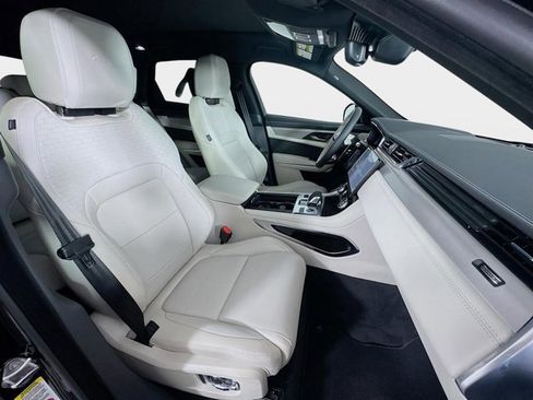 Used 2026 Jaguar F-PACE R-Dynamic S image 30