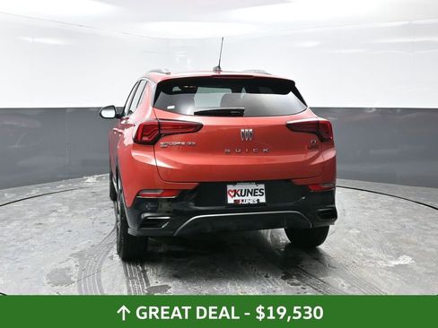 Used 2024 Buick Encore GX Sport Touring image 13