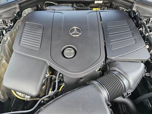 Used 2026 Mercedes-Benz GLC 300 image 21