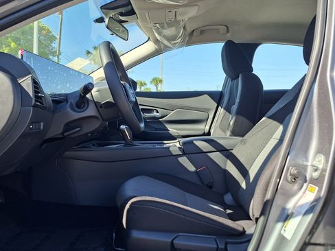 New 2026 Nissan Sentra SV FWD image 6
