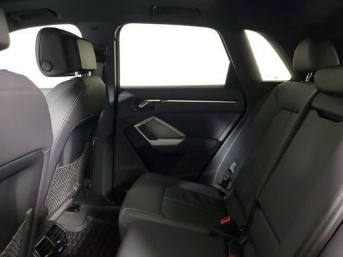 Used 2024 Audi Q3 2.0T Premium w/ Convenience Package image 12