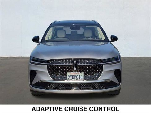 Used 2026 Lincoln Nautilus Black Label AWD/4WD image 2