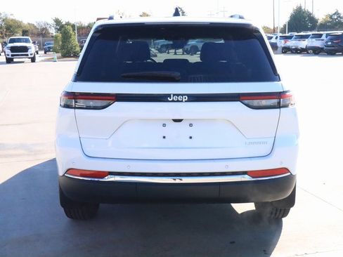 New 2025 Jeep Grand Cherokee Laredo w/ MOPAR Finishing Package image 20