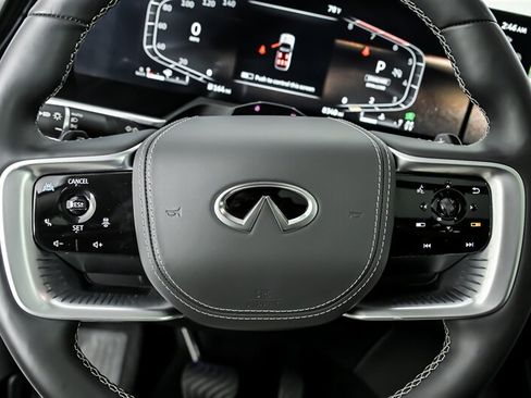 Used 2025 INFINITI QX80 Sensory AWD/4WD image 26
