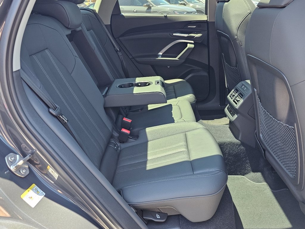 Used 2025 Audi Q5 Premium Plus w/ Premium Plus AWD/4WD image 6