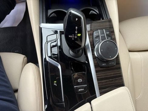 Certified 2023 BMW 530i xDrive w/ Convenience Package image 15