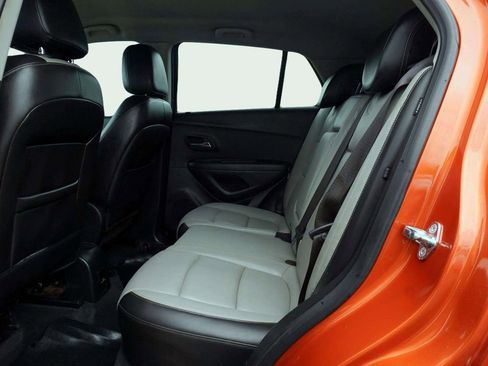 Used 2015 Chevrolet Trax LTZ FWD image 17