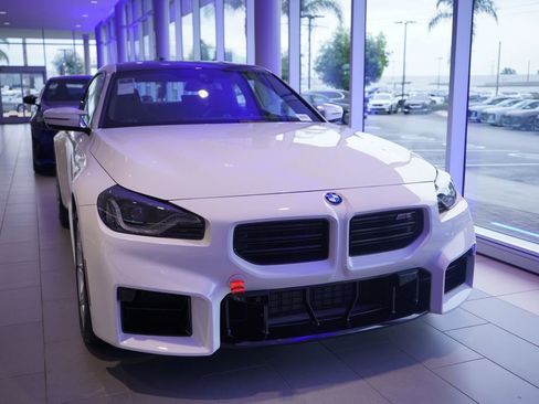 New 2025 BMW M2 image 4