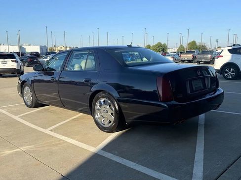 Used 2005 Cadillac De Ville DTS w/ Equipment Group image 3