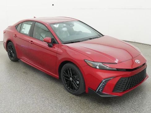 New 2026 Toyota Camry SE FWD image 13