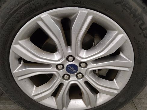 Used 2020 Ford Edge Titanium w/ Equipment Group 301A FWD image 31