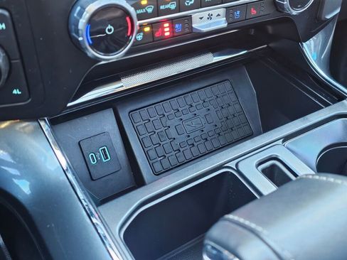 Certified 2023 Ford F150 Lariat w/ Equipment Group 502A High image 29