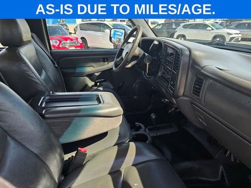 Used 2006 Chevrolet Silverado 2500 W/T AWD/4WD image 16
