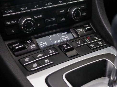 Used 2015 Porsche 911 Carrera 4S AWD/4WD image 25