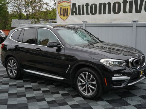 Used 2018 BMW X3 xDrive30i AWD/4WD image 2