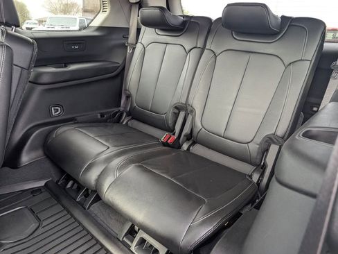 Used 2024 Jeep Grand Cherokee L Limited image 33