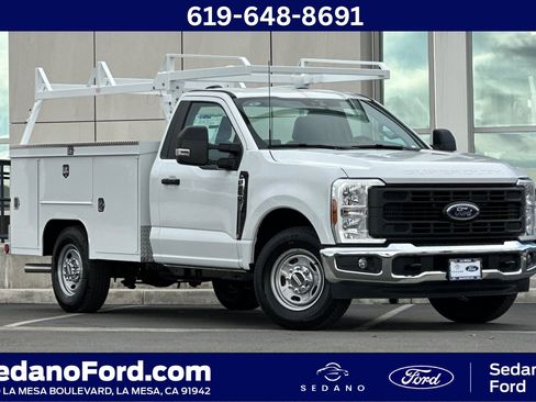 New 2026 Ford F250 XL w/ XL Chrome Package image 1