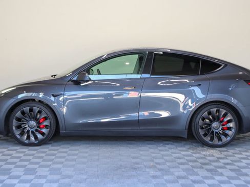 Used 2022 Tesla Model Y Performance AWD/4WD image 7
