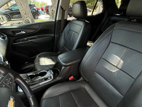Used 2022 Chevrolet Equinox Premier FWD image 21