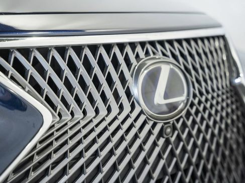 Used 2019 Lexus LS 500h 500h Base w/ Luxury Package image 11