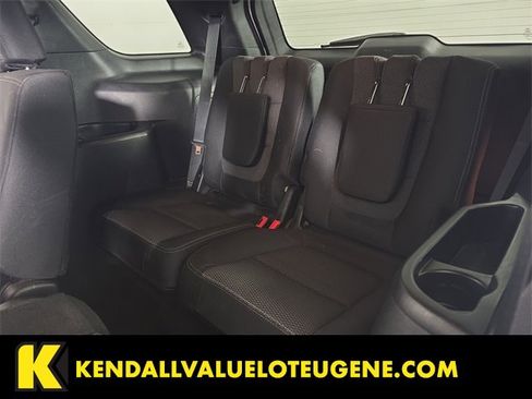 Used 2018 Ford Explorer XLT image 19