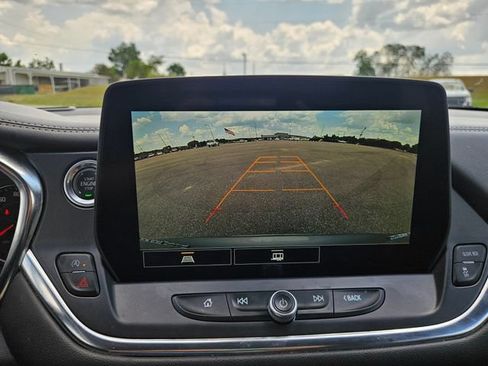 Used 2025 Chevrolet Blazer LT AWD/4WD image 20