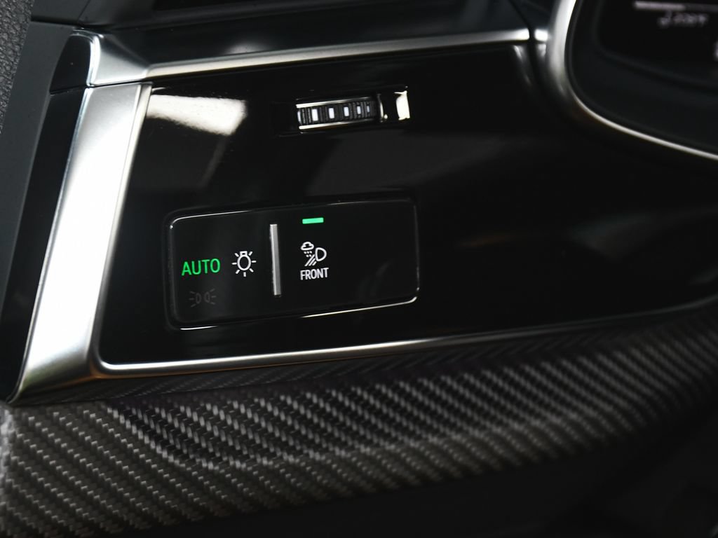 Used 2021 Audi RS Q8 AWD/4WD image 24
