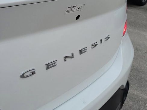 Used 2026 Genesis G70 2.5T image 5