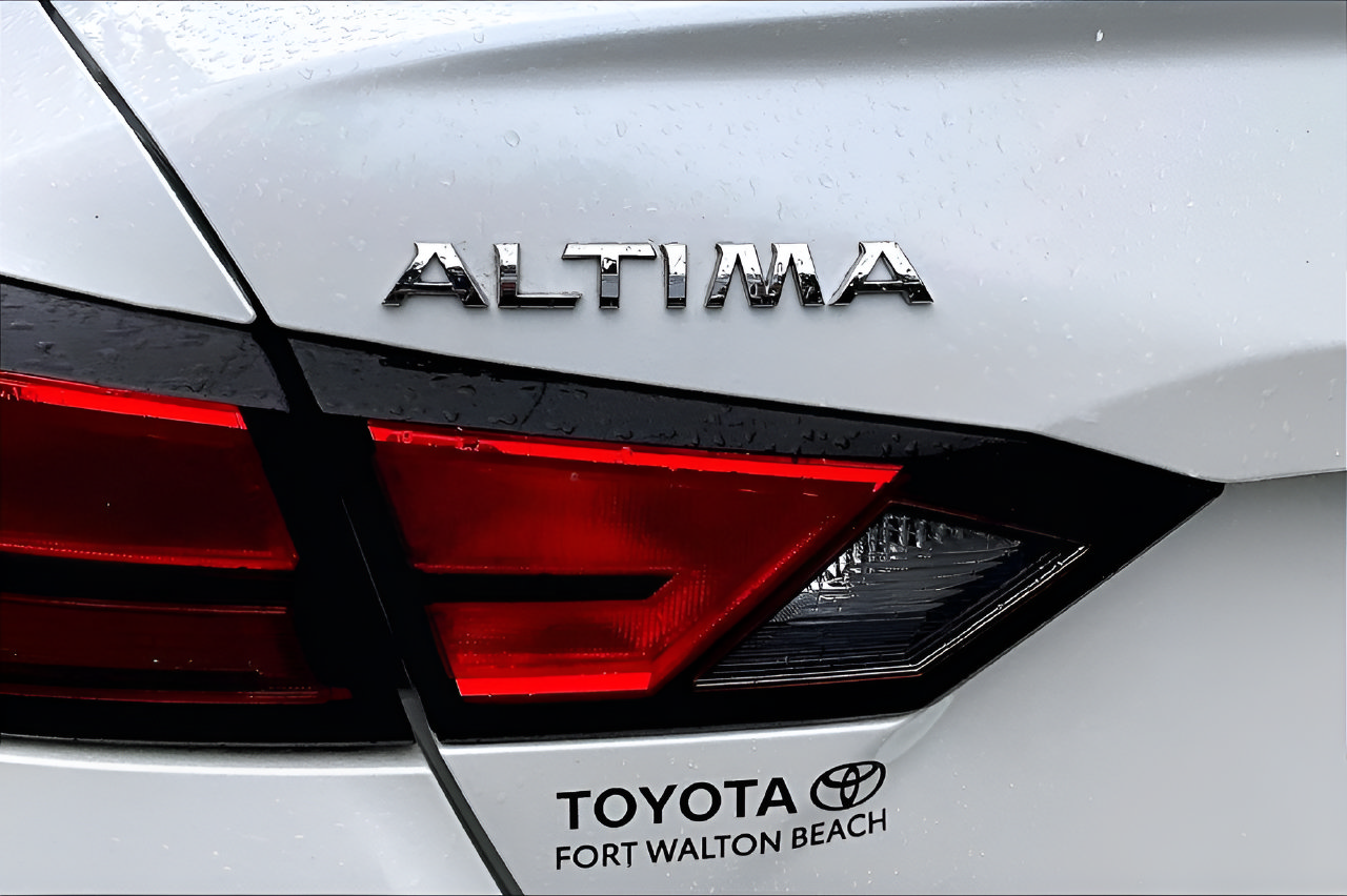 Used 2020 Nissan Altima 2.5 SR FWD image 27