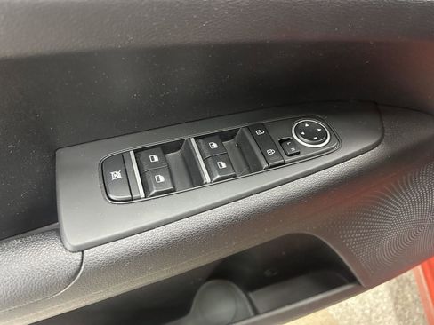 Used 2023 Kia Forte LXS w/ LXS Technology Package image 11