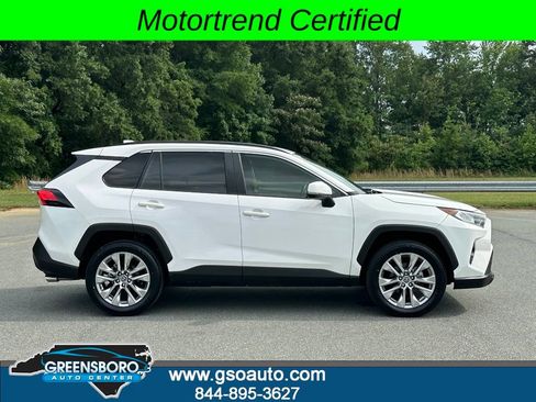 Used 2019 Toyota RAV4 XLE Premium AWD/4WD image 11
