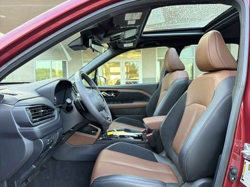 Used 2026 Subaru Forester Touring AWD/4WD image 11