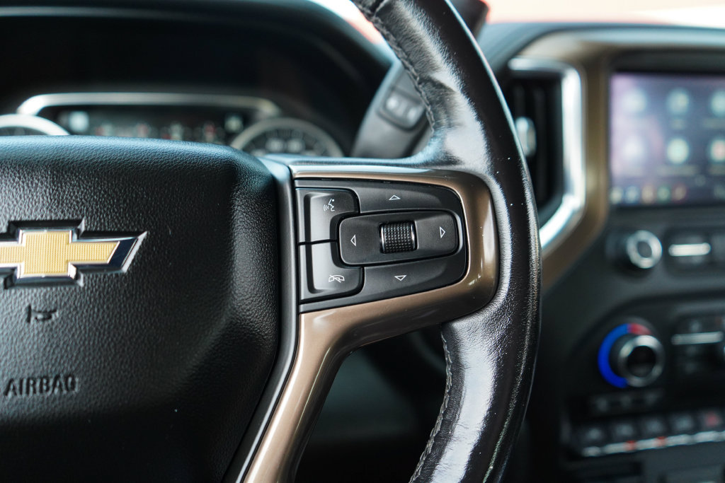 Used 2021 Chevrolet Silverado 1500 High Country AWD/4WD image 32