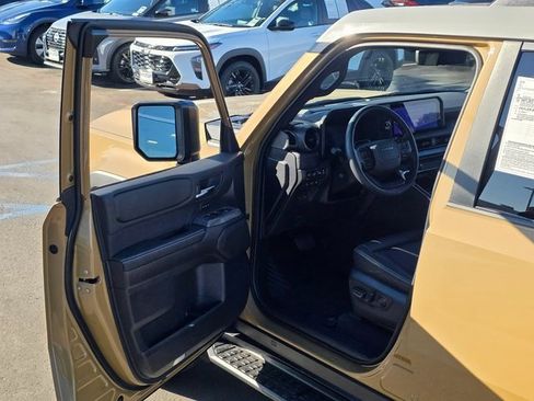 Used 2024 Toyota Land Cruiser image 48