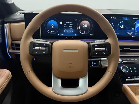 Used 2025 Hyundai Santa Fe Limited FWD image 15