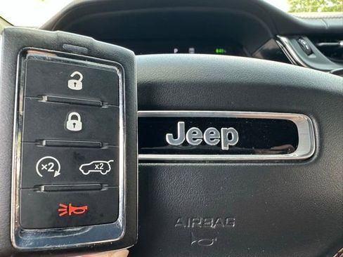 Used 2023 Jeep Grand Cherokee Summit image 78