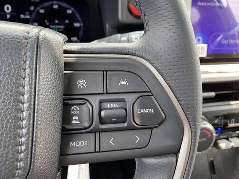 New 2026 Toyota 4Runner 4WD image 18