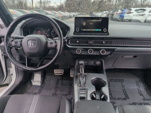 Used 2023 Honda Civic Sport image 16