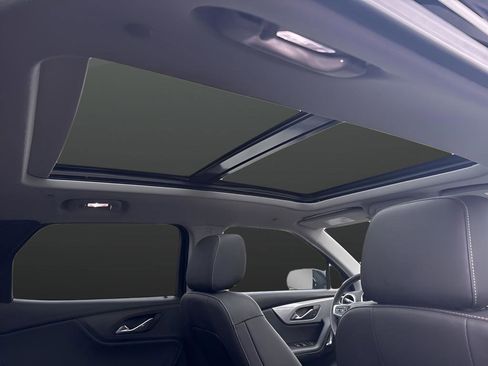 Used 2024 Chevrolet Blazer LT w/ Sound & Technology Package image 42