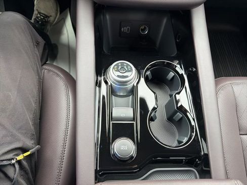 New 2026 Ford Explorer Platinum image 26