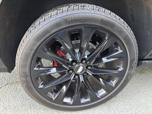 Certified 2026 Cadillac Escalade V w/ LPO, ONYX Package image 18