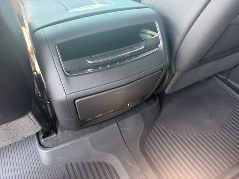 Used 2023 Cadillac Escalade Premium Luxury w/ Performance Package AWD/4WD image 16