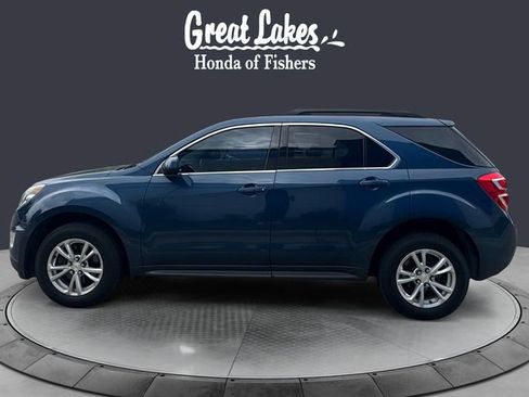 Used 2017 Chevrolet Equinox LT w/ Convenience Package AWD/4WD image 2