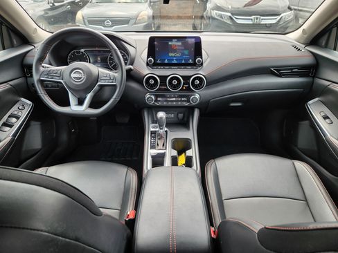 Used 2024 Nissan Sentra SR w/ SR Premium Package FWD image 8